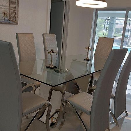 Cape Coral Mini Palace Екстер'єр фото